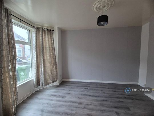 3 bedroom terraced house to rent - Photo 1