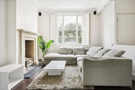 3 bedroom terraced house to rent - Photo 3