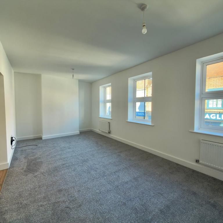 2 bedroom maisonette to rent - Photo 1