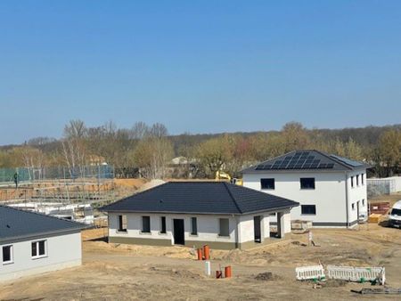 Schöne 4-Raumwohnung im Neubau zur Miete in der Herbert-Jensch-Straße - Photo 2