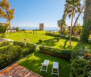 Alquiler de chalet adosado en Calle 6 s/n - Photo 1