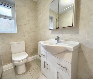 3 bedroom terraced house to rent - Photo 3