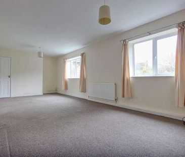 Trinity Close, Leven, Beverley, HU17 - Photo 5