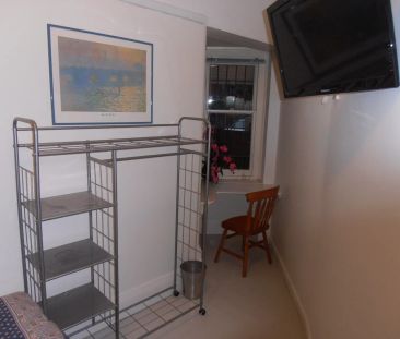 Room G, 3/96 Grey Street, St Kilda - Photo 2