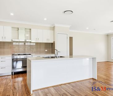 Your Palatial North Kellyville Sanctuary Awaits - Photo 3