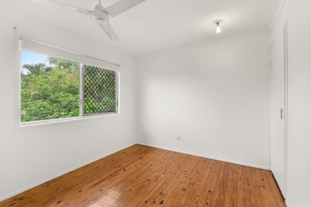 9 Merron Street, Logan Central QLD 4114 - House For Rent | Domain - Photo 4