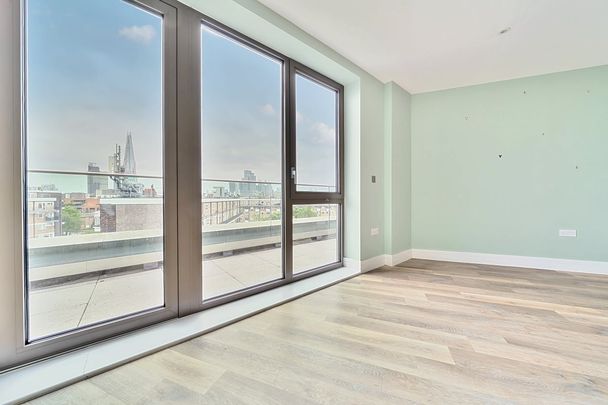 2 bedroom penthouse to rent - Photo 1