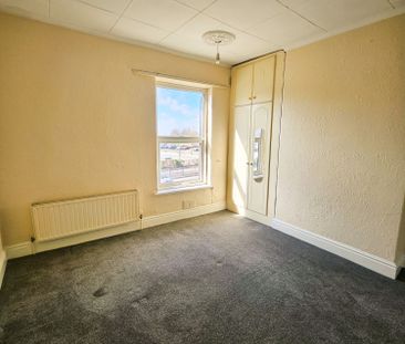 Market Road, Doncaster - Photo 2