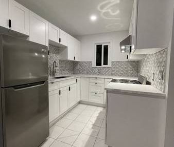 ►►► NEWLY RENOVATED MODERN, CHIC & COOL 1 BDRM...... - Photo 2