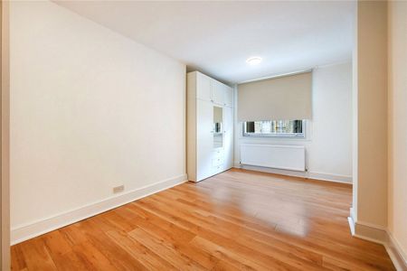 A Beautifully Presented One Bedroom Apartment In Bayswater, W2 - Photo 4