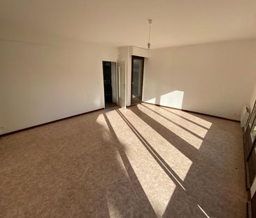 Location Appartement 3 pièces 68m² THONON LES BAINS 74200 - Photo 5