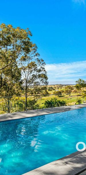 SPACIOUS FIVE-BEDROOM HOME WITH QUALITY INCLUSIONS - Photo 1
