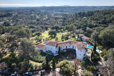 Propriété d'exception de 900 m² – Domaine privé de 5 hectares - Photo 5