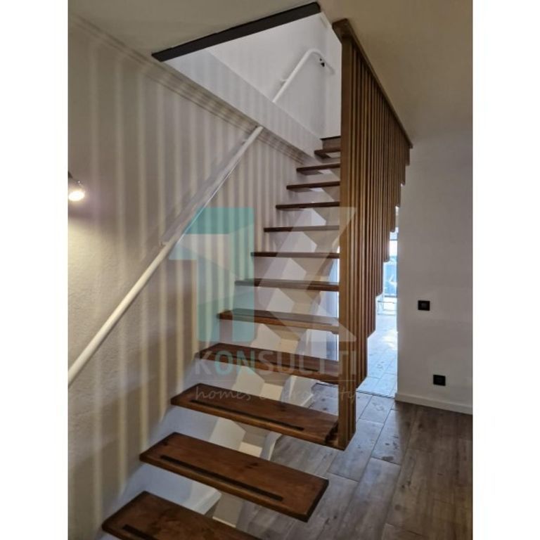 3 room luxury House for rent in Cascais e Estoril, Portugal - Photo 1