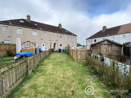 2 Bedroom Terraced to Rent - Photo 2