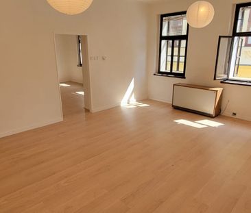 Pronájem bytu 4+kk 105 m² - Fotografie 1