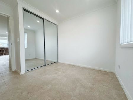 Beautiful 3 Bedroom Granny Flat In Prime Location! - Photo 4