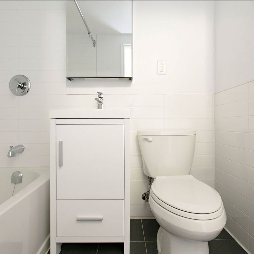 For Lease - 276 St George Street Unit# 903, Toronto, Ontario - Photo 1