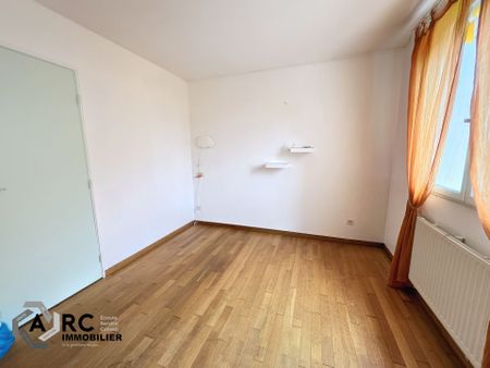 Location Maison 5 pièces 114m² - Photo 4