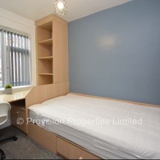 2 Bedroom Properties in Hyde Park - Photo 1