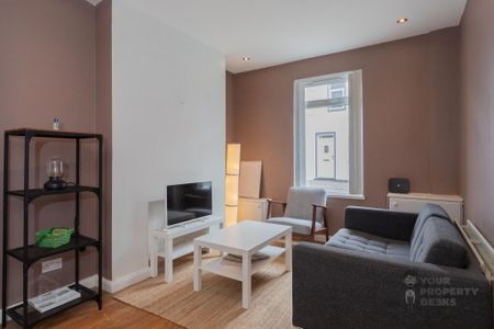 Room 2, 28 Rutherglen Street, Belfast, BT13 3LS - Photo 2