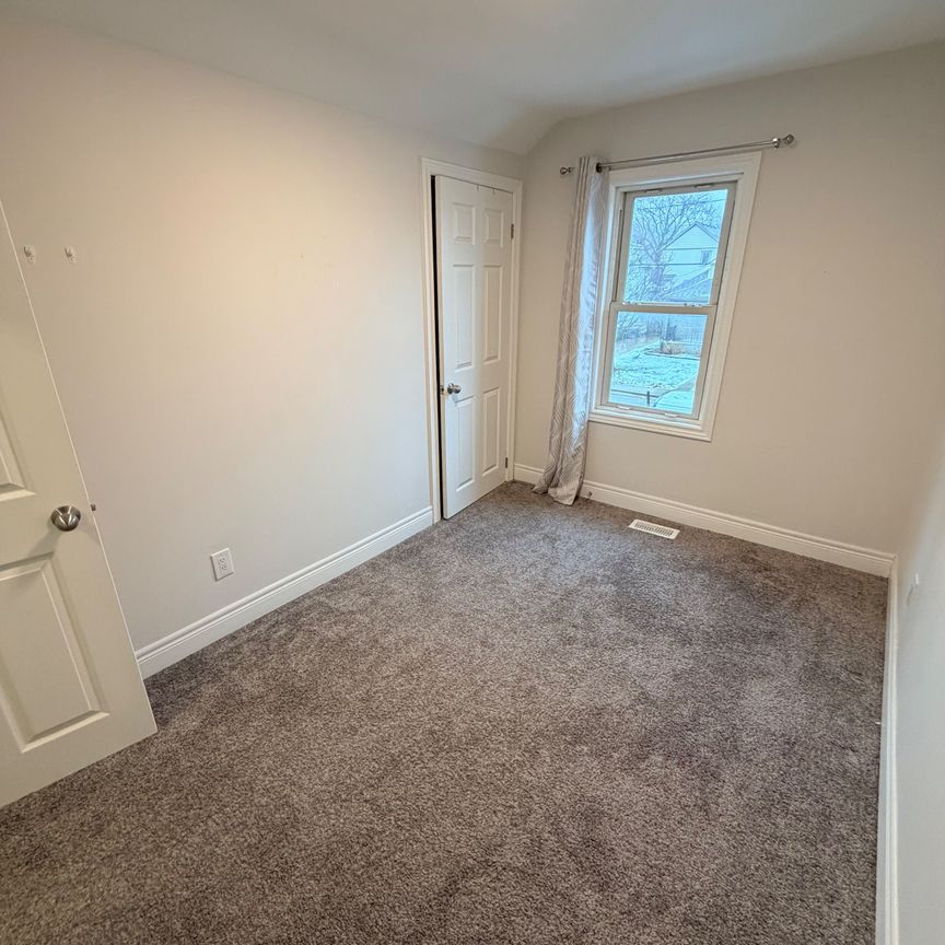 For Lease - 23 Hazel Street, St. Catharines, Ontario - Photo 1