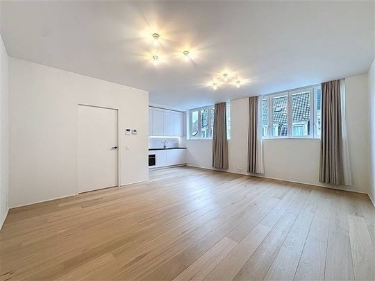 Appartement te huur - Foto 1