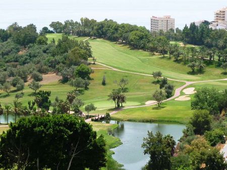2 room luxury Apartment for rent in Benalmádena, Spain - Photo 3