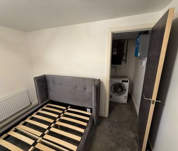 1 Bed Flat, Norfolk Street, L1 - Photo 5