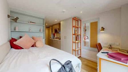 Ultra Cluster Studio - Photo 3