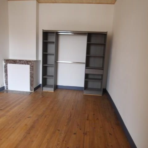 Location Appartement 2 pièces 47m² VICHY 03200 - Photo 1