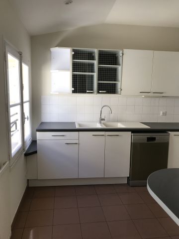 Location Appartement 5 pièces 163m² BORDEAUX 33000 - Photo 3