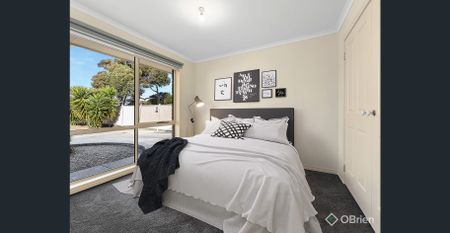 Low-maintenance Home! - Photo 3