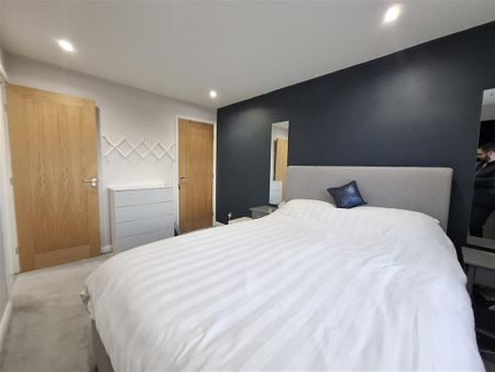 Laidon Square - Photo 3