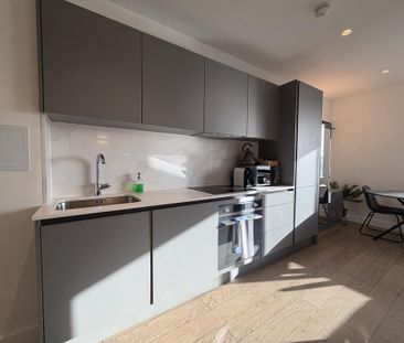 Studio to rent - Photo 6