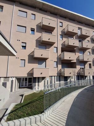 Bilocale in Affitto in Piazza della Costituzione a Pregnana Milanese - Photo 1