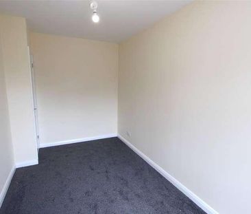 Baardwyk Avenue, Canvey Island, Essex, SS8 - Photo 4