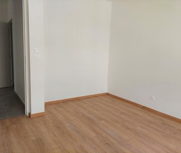 location Appartement T3 DE 68.5m² À GLEIZE - Photo 2