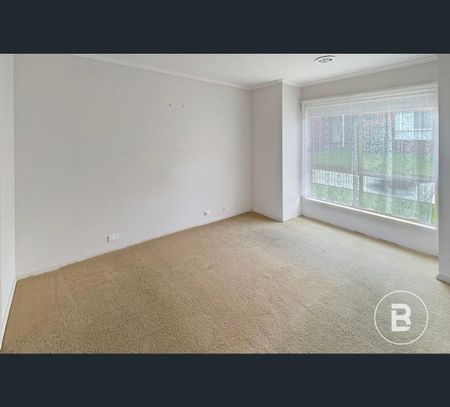 4/211 Kline Street, Ballarat East, Vic 3350 - Photo 3