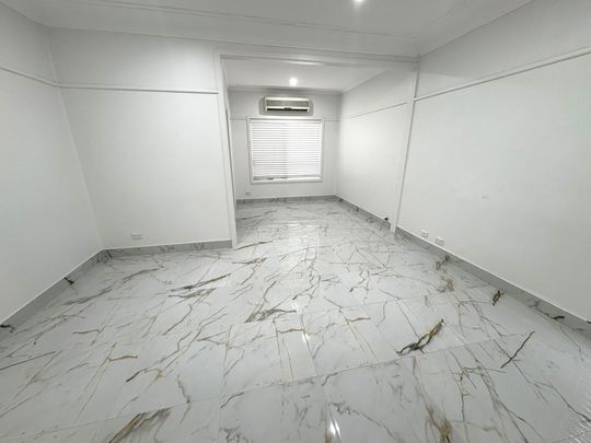 Modern Family Home!! - Photo 1