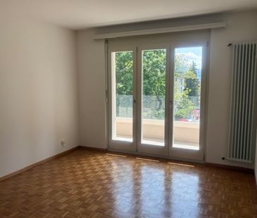 Moderno bilocale con balcone a Massagno - Foto 1