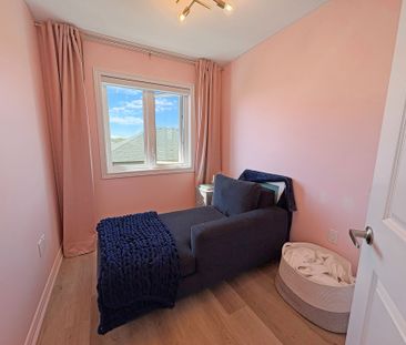 For Lease - 461 Blackburn Drive, Brantford, Ontario - Photo 6