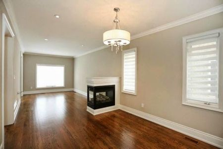 For Lease - 2434 Whistling Springs Crescent, Oakville, Ontario - Photo 3