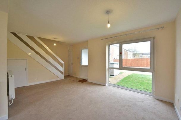 2 bedroom terraced house to rent - Photo 1