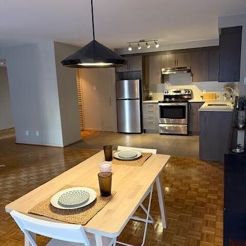 Kenson Towers, a reputable apartment building located in the central core of downtown Ottawa. - Photo 1