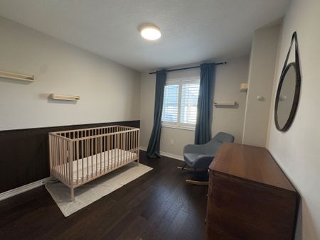 For Lease - 7 Sonoma Valley Crescent, Hamilton, Ontario - Photo 2