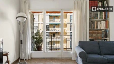 Barcelona - Photo 3