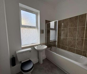 Rushton Crescent, Bh, Bournemouth, Garden Access Apartment!, BH3 - Photo 4