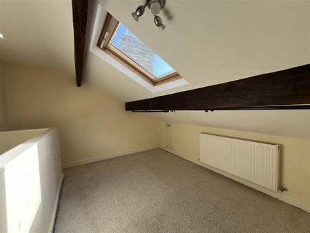 2 bedroom terraced house to rent - Photo 5