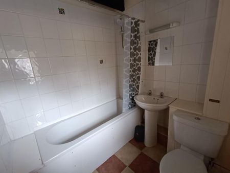 1 bedroom barn conversion to rent - Photo 2